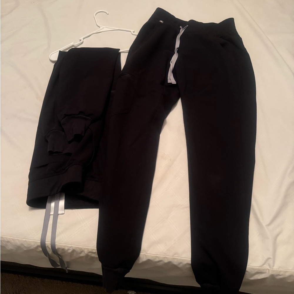 Set of 2 fig black joggers regular length xxs